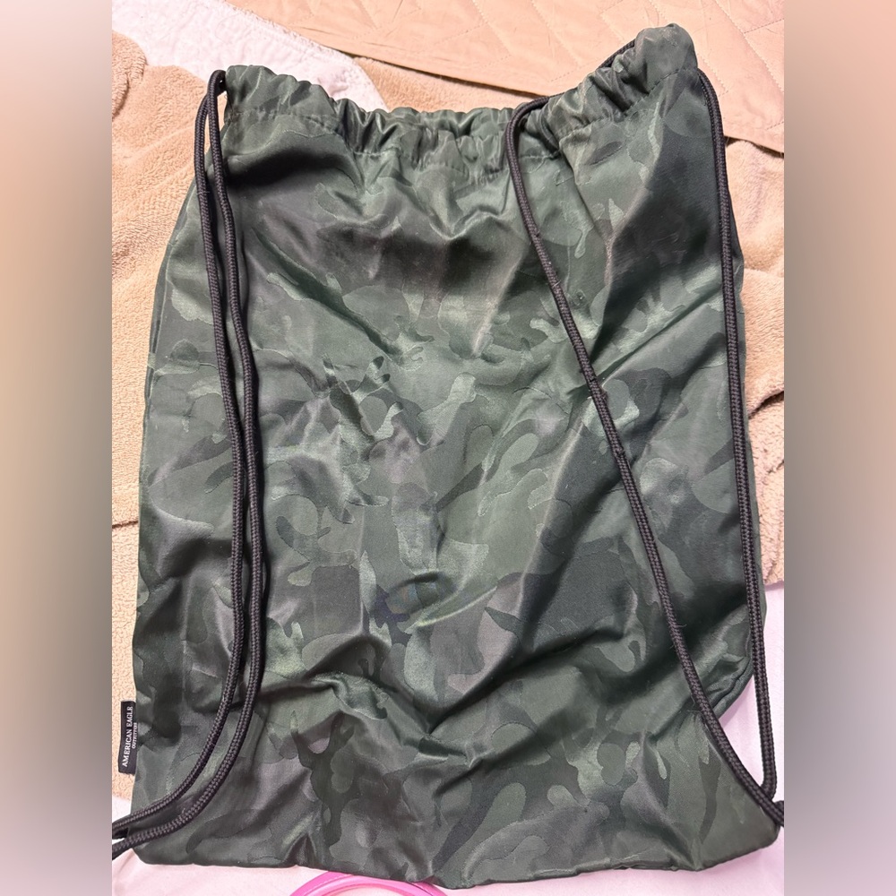 American Eagle Camouflage Drawstring Backpack, 17… - image 1